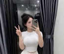 大胸學生妹：朵朵160.G.48.21歲 穿制服襯衫扣子快繃開 奶大到走路會晃